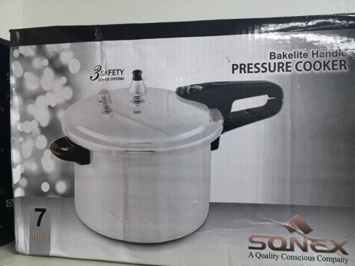 Picture of Sonex (7 Litres) with 3 Safty Control System Backlite Handle Pressure Cooker